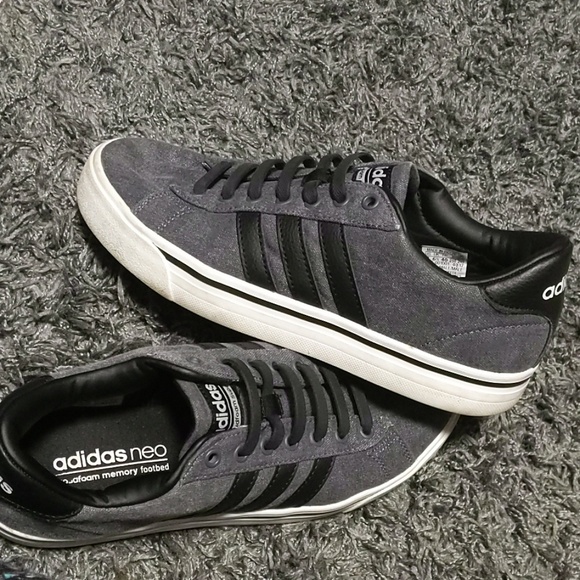 adidas Shoes - Adidas shoes☁️